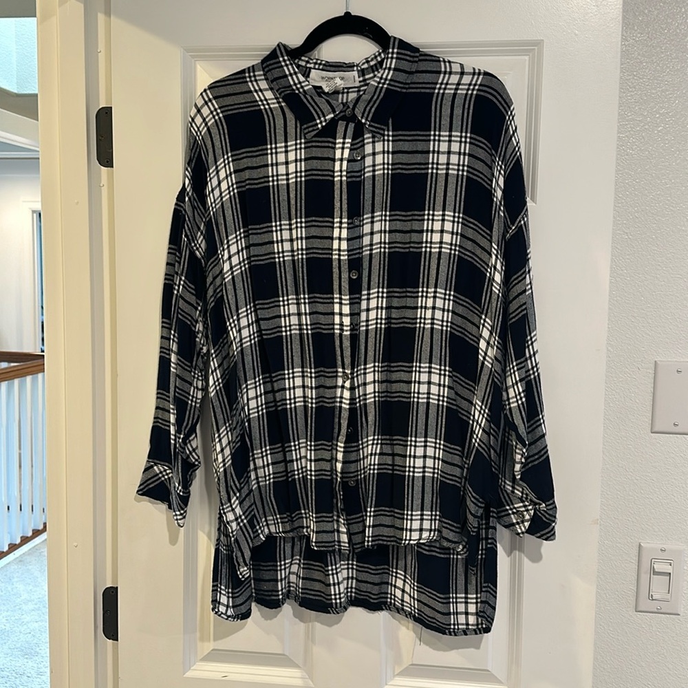 Black and white light weight flannel shirt